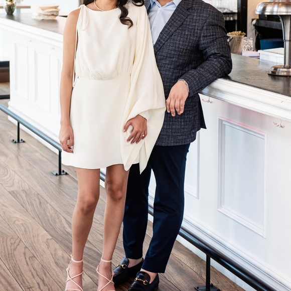 Like New Alexis Wesley Dress - Picture 4 of 4